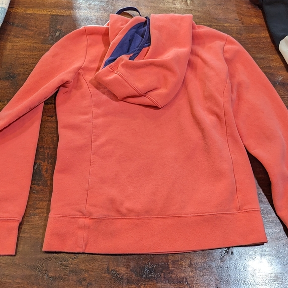The North Face Women's Hoodie Small READ - Picture 2 of 4